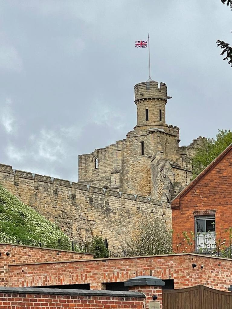 Castle Mount Apartment Lincoln Bilik gambar